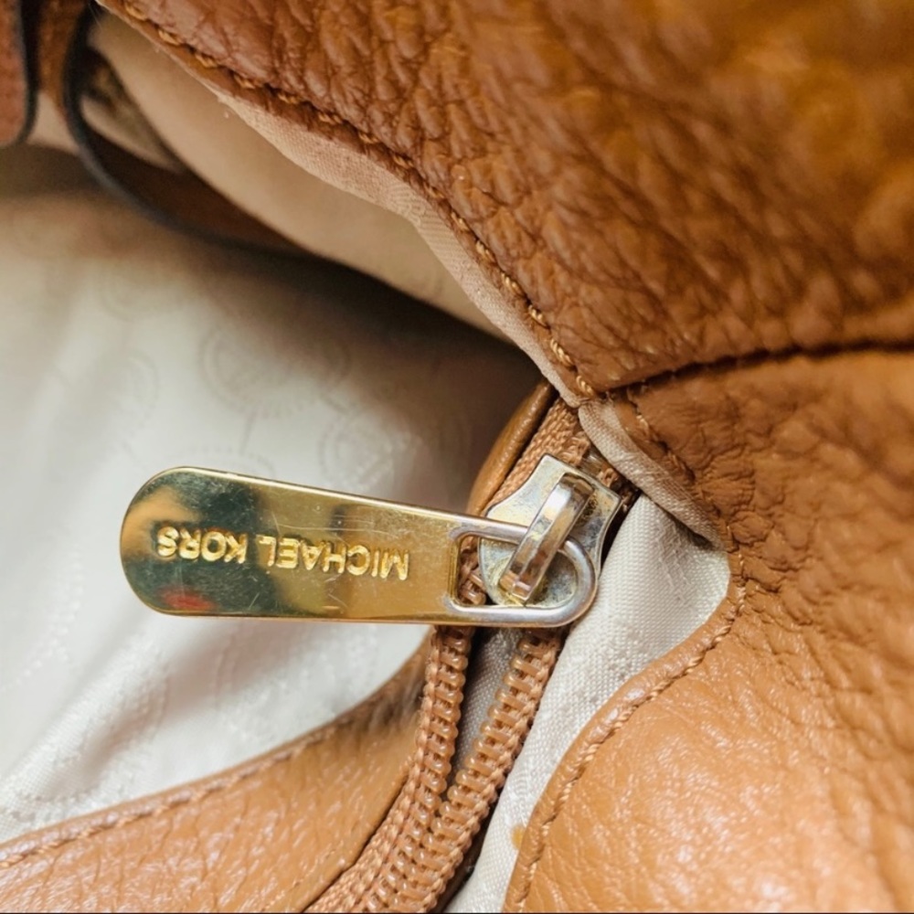 MICHAEL KORS Brown Leather Chain Bag - Picture 7 of 8